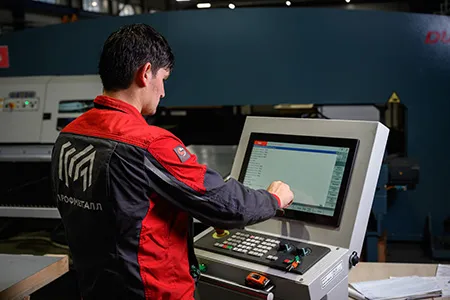 Вакансия "Оператор станка с ЧПУ"