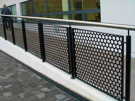 Пешеходные ограждения